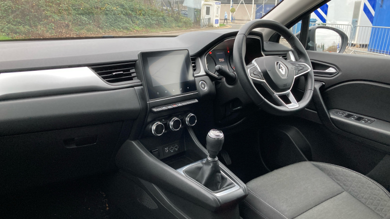 Renault Captur 1.3 TCE 140 Iconic 5dr Petrol Hatchback